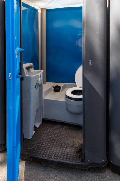 Best Local porta potty services  in Longview, WA