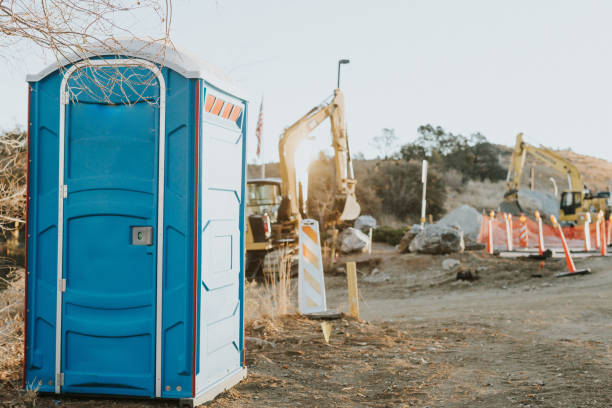 Best Portable toilet rental cost  in Longview, WA
